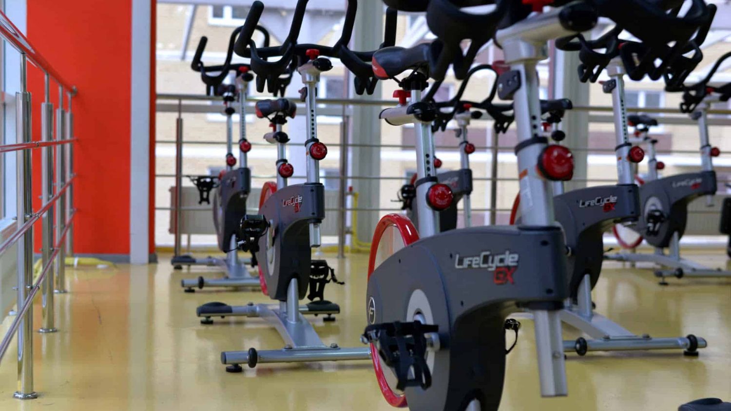 Exercise Bike Benefits – Why You Should Be Riding One Today